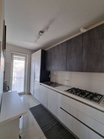 PRENESTINA COLLATINA TRILOCALE ARREDATO CON TERRAZZO PRIVATO. - Foto 4