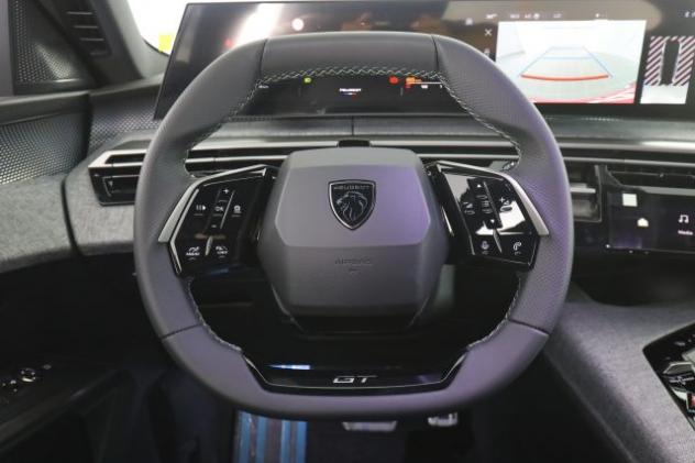 PEUGEOT 5008 3ª serie Hybrid 145 e-DCS6 GT rif. 23956509 - Foto 6