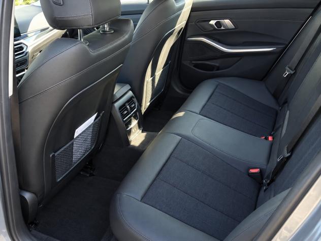 Bmw 318 318d 48V Touring "in arrivo" - Foto 6