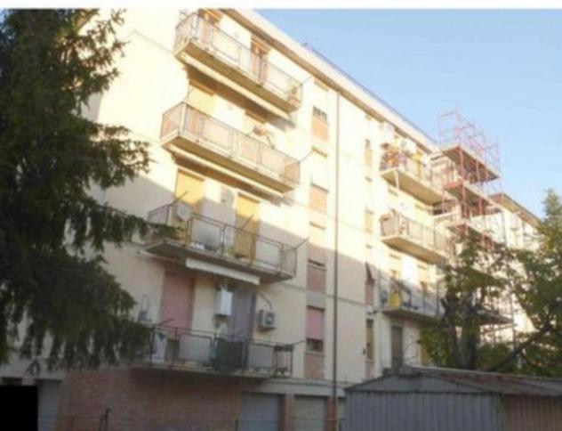 Immobile in asta di 132 m², box auto in vendita a Castelfiorentino - Foto 2