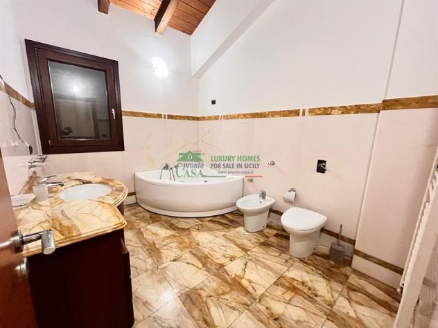 Rif:2701 - Vendesi elegante casa indipendente zona Sacro Cuore, Comiso - Foto 14