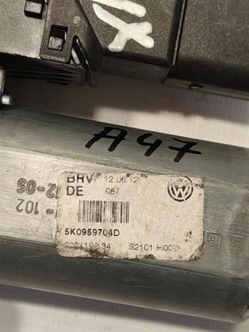 MOTORINO ALZAVETRO POSTERIORE DESTRA VOLKSWAGEN Golf 6 Plus 5K0959704D 0130821431 (0812) - Foto 2