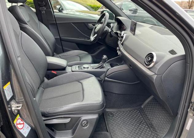 Audi Q2 40 TFSI S LINE ED. QUATTRO S TRONIC - Foto 9