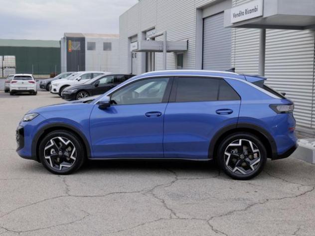VOLKSWAGEN T-Roc NEW 1.5 eTsi 150cv R-line Dsg rif. 23231089 - Foto 2