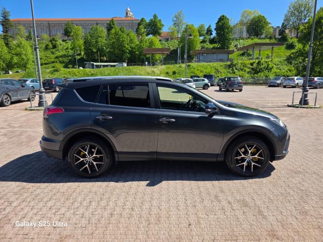 toyota rav4 2.0 D-4D ritiro usato/scambio - Foto 2