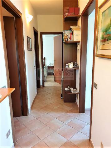 Appartamento in bifamiliare con cantina e giardino - Foto 5