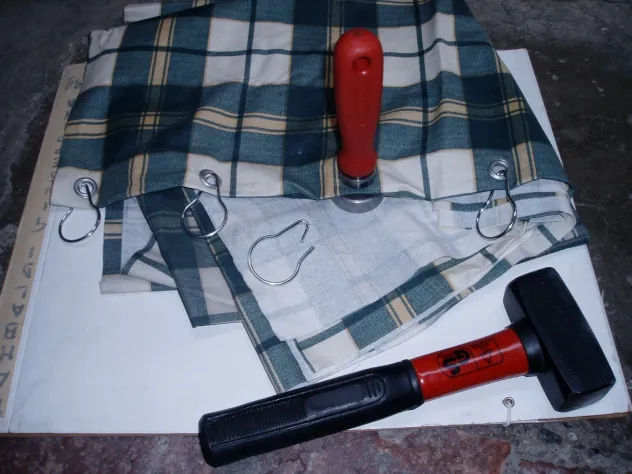 Occhiellatrice per tende, teloni,ecc + spese di spedizione a carico dei fuori se - Foto 4