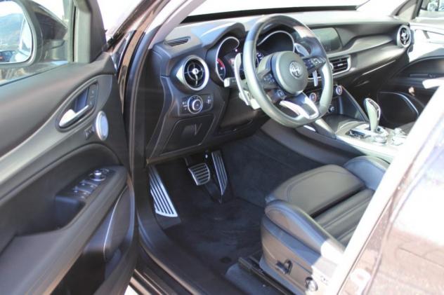 Alfa Romeo Stelvio 2.2 Turbodiesel 160cv VELOCE TETTO-H&K-PELLE - Foto 10