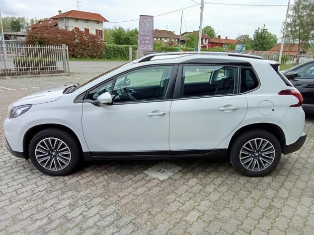 Peugeot 2008 BlueHDi 100 S&S Active - Foto 7