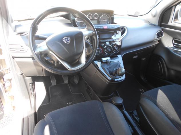 Lancia Ypsilon 1.2 69 CV 5 porte GPL Ecochic Gold - Foto 7