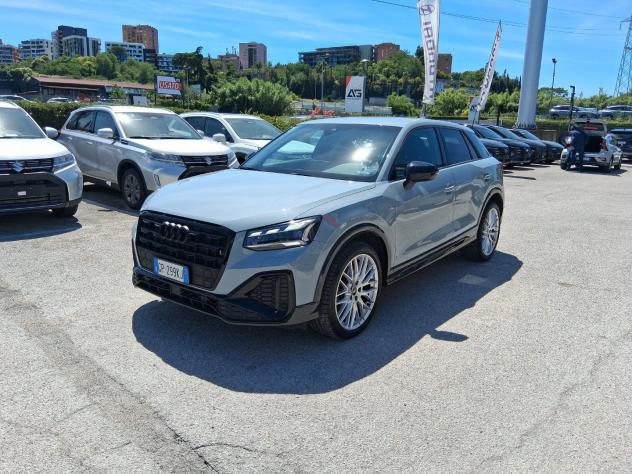 Audi Q2 2.0 35 TDI Identity BLACK S TRONIC-Ufficiale solo km. 42.827