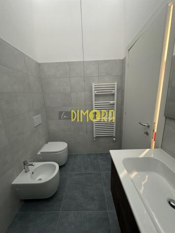 due locali in locazione pieno centro paese - Foto 3