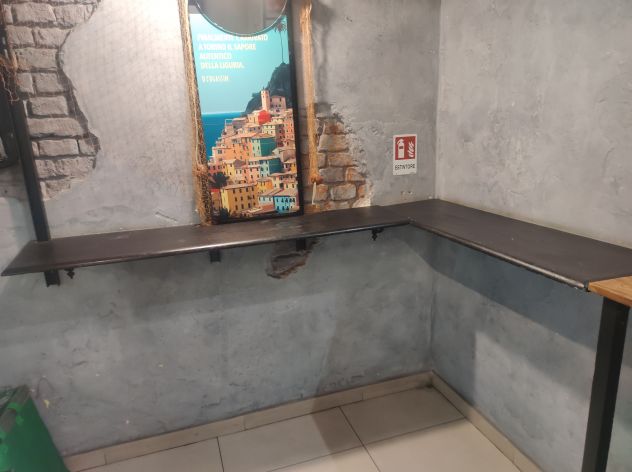 Arredamento negozio pizza al taglio e parte della cucina - Foto 2