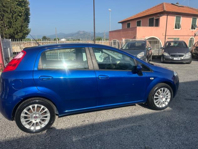 Fiat Grande Punto 1.3 MJT 75 CV 5 porte Fun - Foto 3