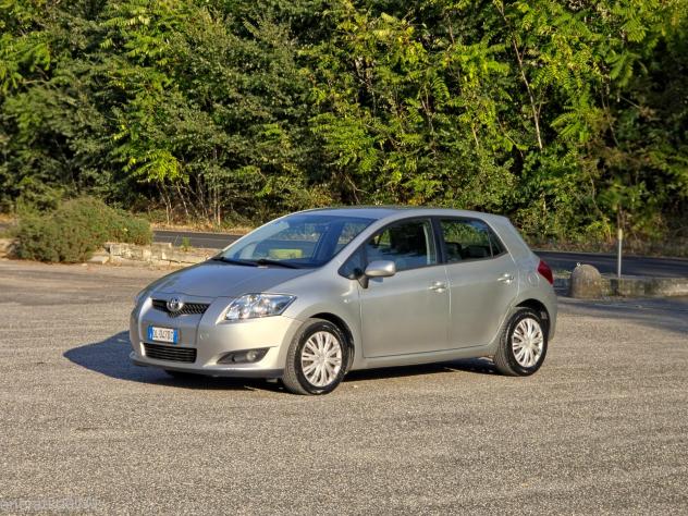 Toyota Auris 2.0 D-4D DPF 5 porte Sol CV-126 E4 Manuale NEO 2007 - Foto 3