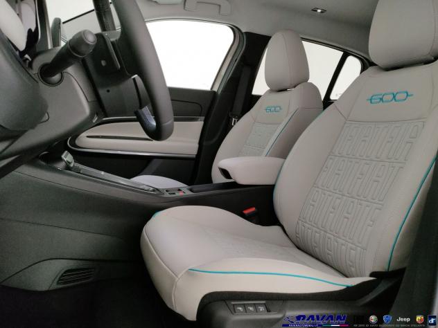FIAT 600 1.2 Hybrid eDCT 110cv La Prima - Foto 9