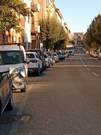 LOC. Commerciale Cat: C1 e C3 nel Viale più servito e commercializzato di SIENA - Foto 2