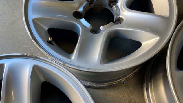 Cerchioni in lega 16 pollici originali Suzuki Gran Vitara del 2005 - Foto 18