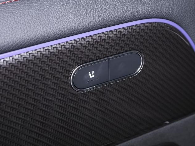 Mercedes-Benz GLA GLA 200 AMG Line Adv Plus LED CAMERA KEYLESS - Foto 8
