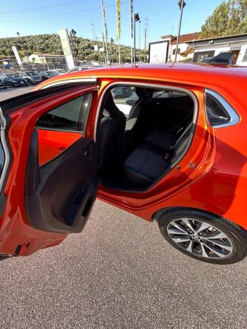 Renault Clio 1.6 E-TECH full hybrid 107KW TECHNO - Foto 5
