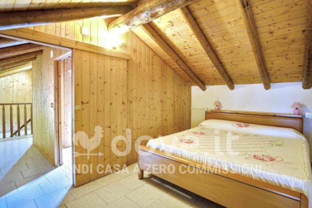 Appartamento di 200 m² con 5 locali in vendita a Casalzuigno - Foto 19