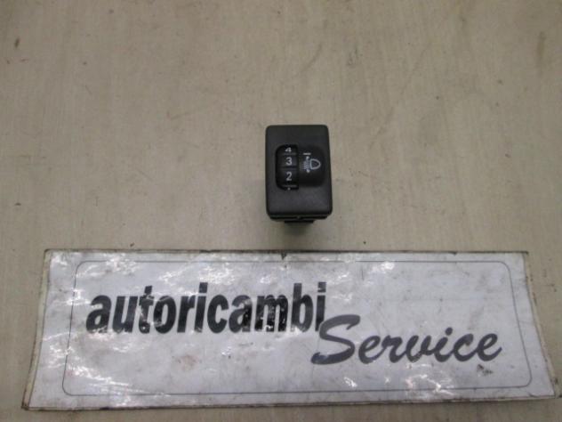 8415202080 GRUPPO COMANDO REGOLAZIONE ALTEZZA FARI TOYOTA AURIS HYBRID 1.8 I 5P AUT 73KW (2013) RICAMBIO USATO