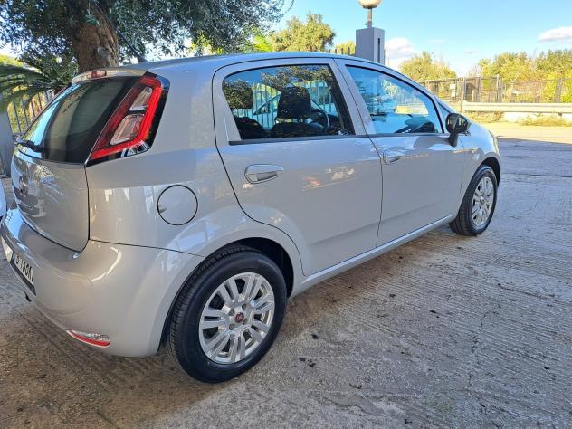 Fiat Punto 1.3 MJT II S&S 85 CV 5 porte ECO Lounge - Foto 10