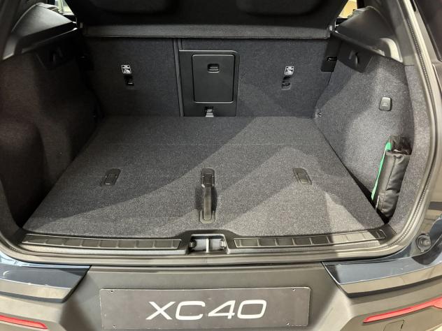 Volvo XC40 XC40 B3 automatico Core - Foto 9