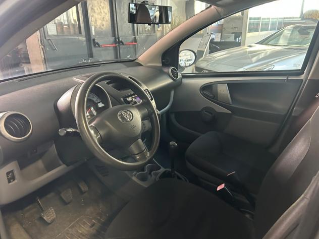 Toyota Aygo 1.0 12V VVT-i 5 porte Sol - Foto 5