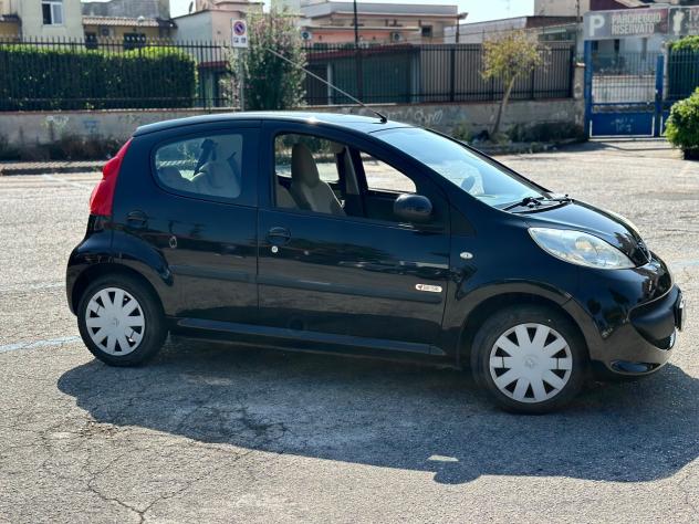 Peugeot 107 1.0 Benzina 68 Cv Clima - Foto 2