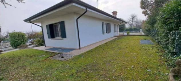 Immobile in asta di 245 m² con più di 5 locali e box auto in vendita a Cordenons - Foto 7