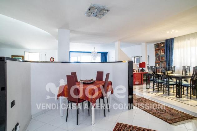Villa di 335 m² con più di 5 locali e box auto in vendita a Taranto - Foto 20