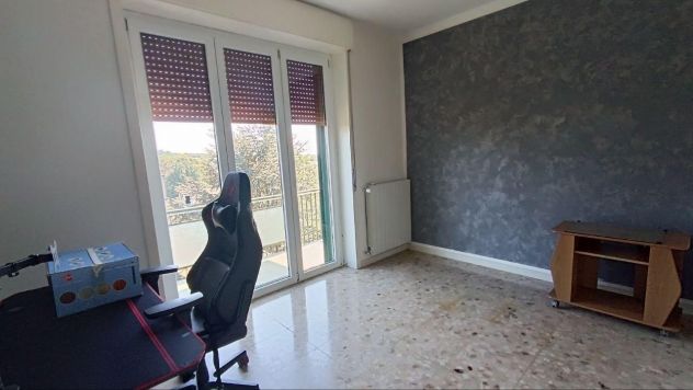 Trilocale ristrutturato con ampio balcone 750euro - Foto 5
