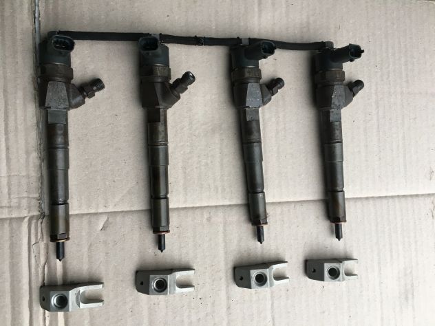 4 INIETTORI Gasolio 0445110243 Fiat Bravo 1.6 Mjt serie 198 - Foto 2