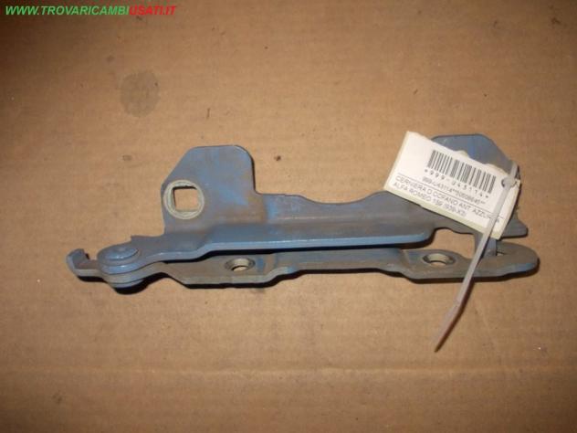 CERNIERA D.COFANO ANT. AZZURRA ALFA ROMEO 159 (939-X3) Carrozzeria Lamierati esterni Cofano Cerniera cofano ALFA ROMEO - 159 - 01-04-2009 - 01-06