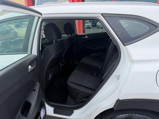 Hyundai TUCSON 1.6 crdi Xtech 2wd 115cv - Foto 5
