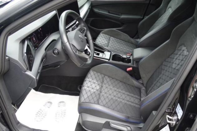 VOLKSWAGEN Golf Variant 1.5 eTSI 150 CV ACT DSG R-Line rif. 24049321 - Foto 7