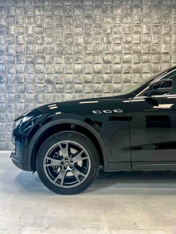 Maserati Levante V6 AWD Executive - Foto 2