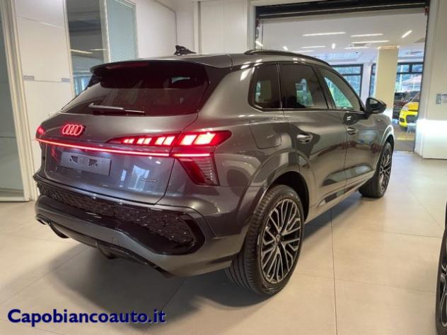 AUDI Q3 TFSI 150 kW S tronic quattro S line edition rif. 24135713 - Foto 4