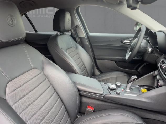 ALFA ROMEO Giulia (2016) Giulia 2.0 Turbo 200 CV AT8 Sprint - Foto 10