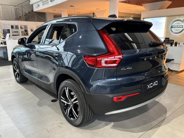 Volvo XC40 XC40 B3 automatico Core - Foto 10