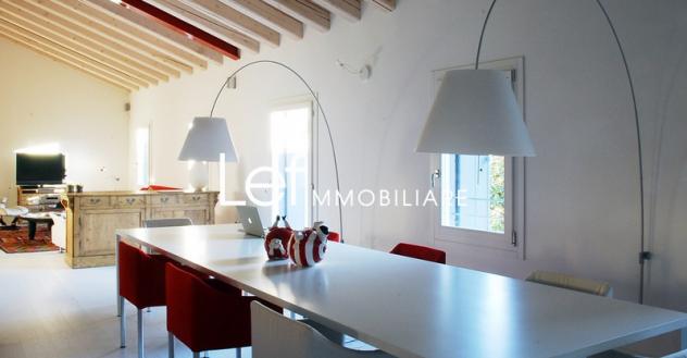 CASA SEMI INDIPENDENTE di 5 vani e di 350 mq (VALDOBBIADENE) rif. AS100