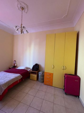 ampia stanza arredata Appio latino/San Giovanni - Foto 2