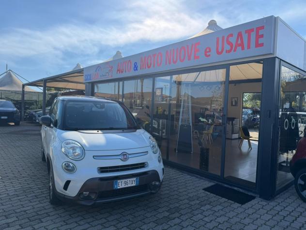 Fiat 500L 1.6 Multijet 105 CV Trekking - Foto 4
