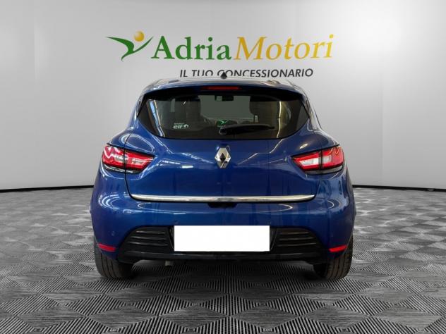 Renault Clio 1.5 DCI 75cv MOSCHINO LIFE - Foto 4