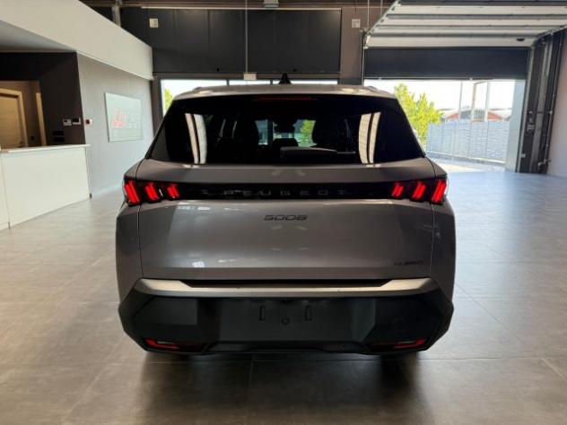 PEUGEOT 5008 1.2 Hybrid 136cv e-DCS6 Allure 7 Posti - Pack 360° rif. 23736243 - Foto 4