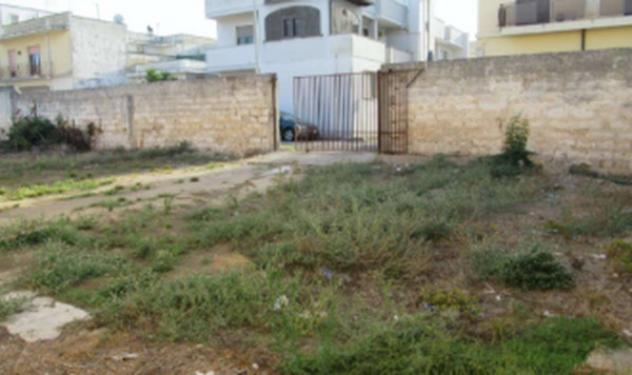 Immobile in asta di 692 m² con più di 5 locali in vendita a Squinzano - Foto 3