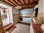 Agazzi Alto – Trilocale Con Ingresso Indipendente E Cantine – Rif. A345