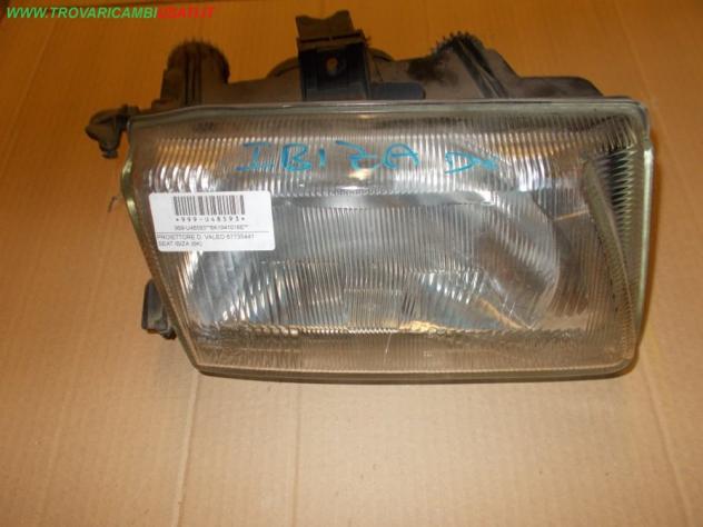 PROIETTORE D. VALEO 67735441 SEAT IBIZA (6K)  Parti elettriche  Fanaleria  Fendinebbia dx. BMW - Serie 5 E39 - 01-09-1995 - 01-08-2000, BMW - Z3 E36/7