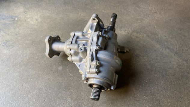 Ripartitore cambio Dacia Duster 1.5DCI 4x4 2^serie del 2021 (331175457R) - Foto 3